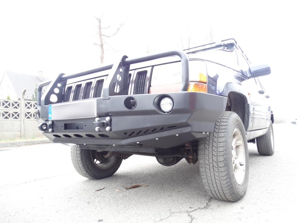 Kofångare fram med bullbar Jeep Grand Cherokee ZJ OBS! läs info!