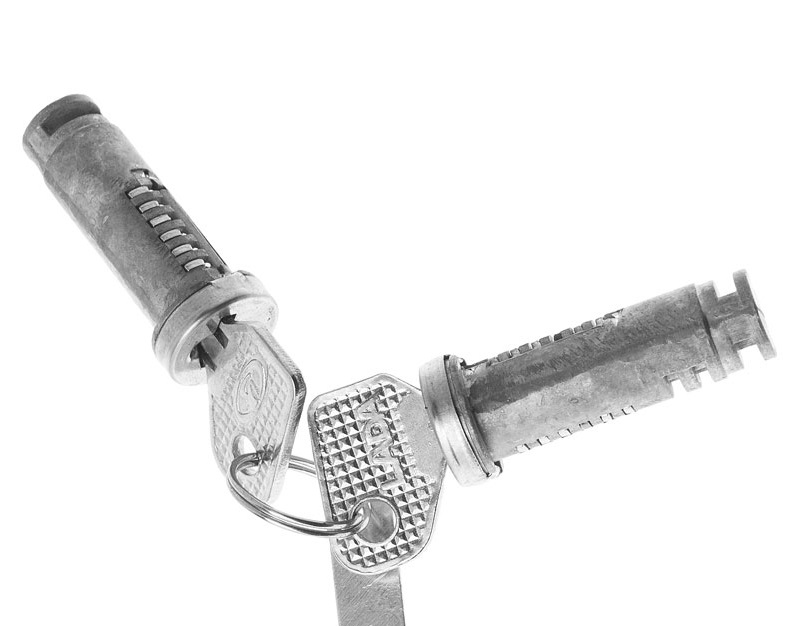 Låskolvar / Dörrlås 2st inkl nycklar W1